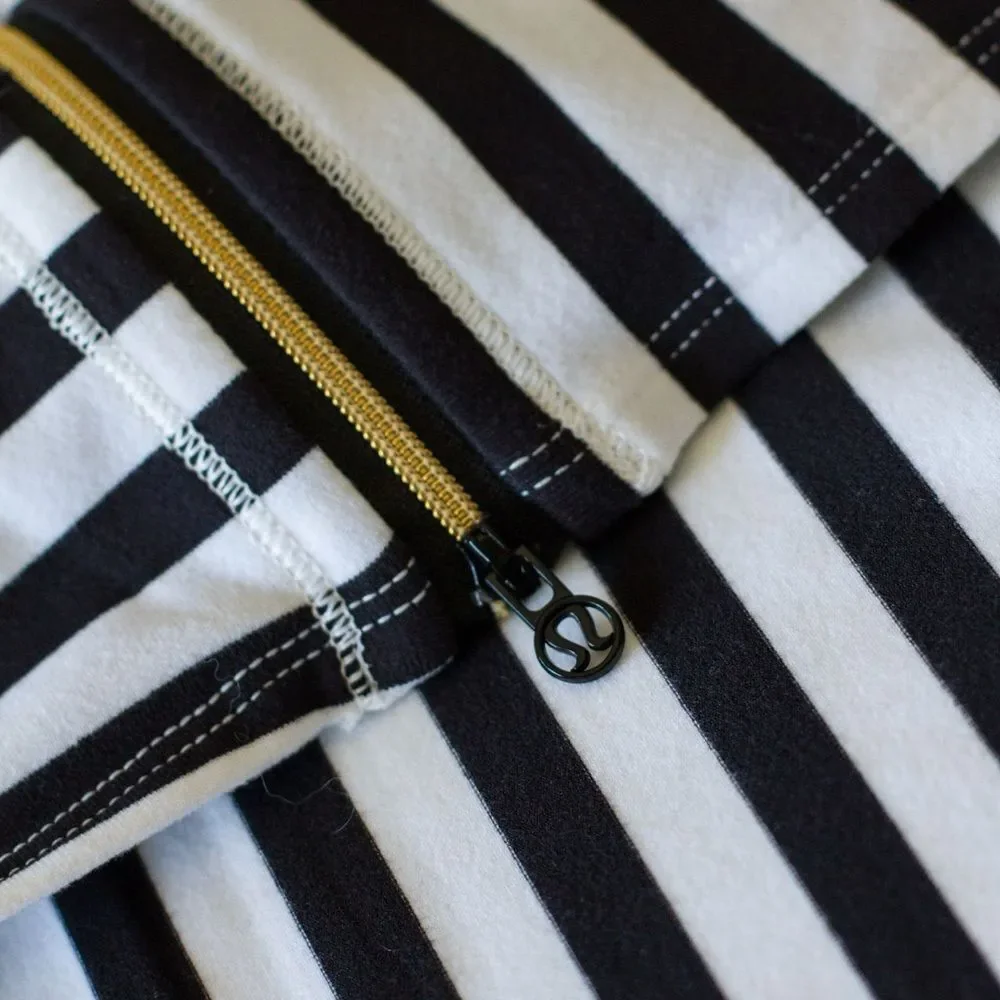 Lululemon Vinyasa Scarf *Zips Apex Stripe Black White
